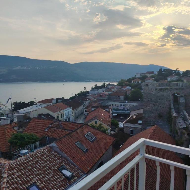 Aparmatan Trg Belavista - Apartman sa 2 Spavaće Sobe - 13