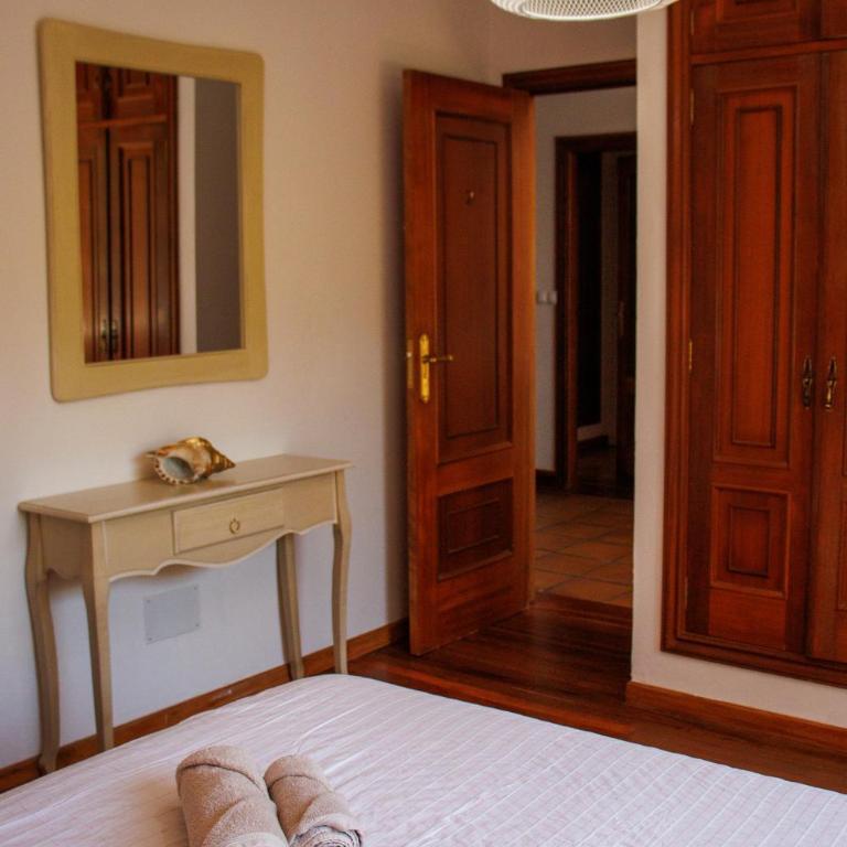 Casa Santi - 10 minutos de Santiago - Casa de 7 dormitorios - 45