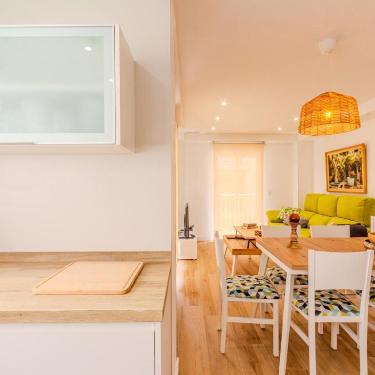 Downtown apartment a short walk from the beach by Domidai - Apartment mit 3 Schlafzimmern - 53