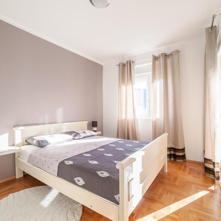 Apartman Marija - Deluxe Apartment - 32