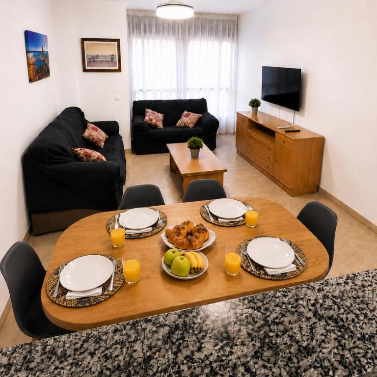 Piso a 150 metros de la Playa con Aire Acondicionado Centralizado - Apartamento de 2 dormitorios - 2