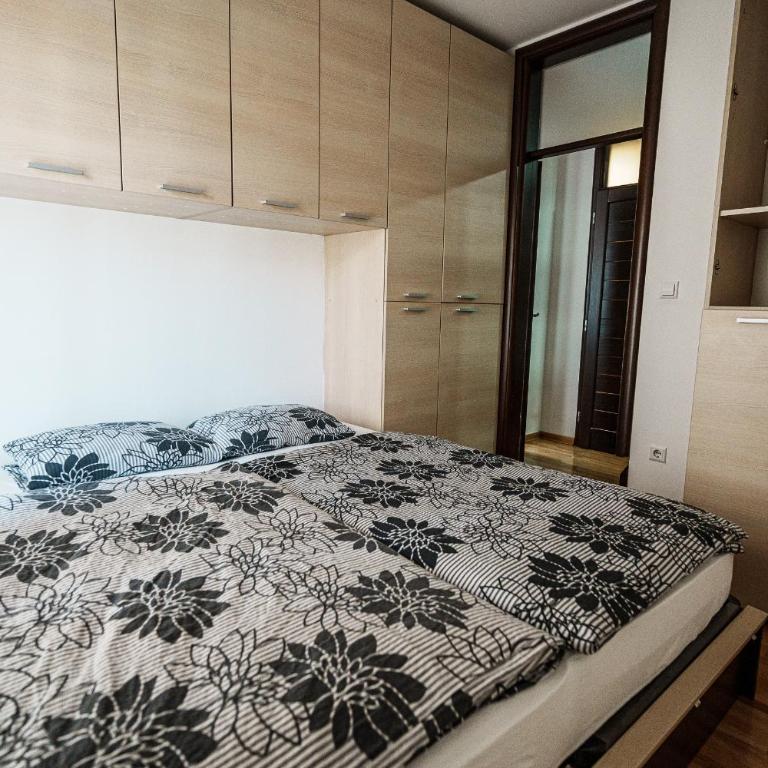 Warm Getaway 1BR APT w Balcony Free Garage Prkng - Apartman sa 1 Spavaćom Sobom - 10