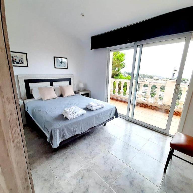 House with Swimming pool Beach Stunning Sea View - Four-Bedroom House - 15