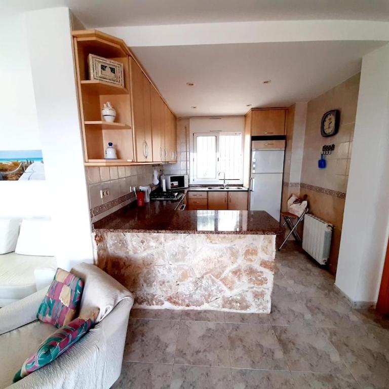 House with Swimming pool Beach Stunning Sea View - Four-Bedroom House - 8