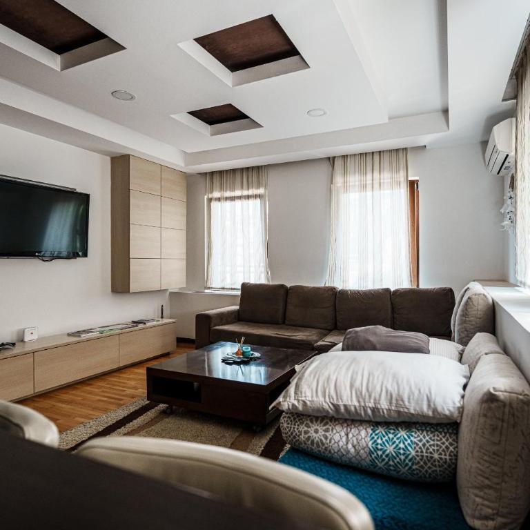 Warm Getaway 1BR APT w Balcony Free Garage Prkng - Apartman sa 1 Spavaćom Sobom - 7