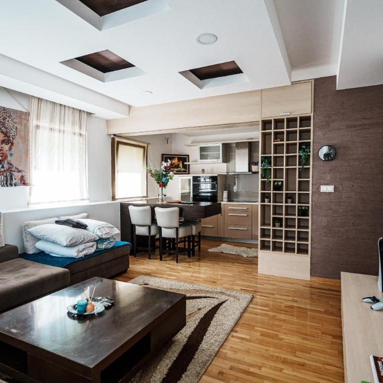 Warm Getaway 1BR APT w Balcony Free Garage Prkng - Apartman sa 1 Spavaćom Sobom - 3