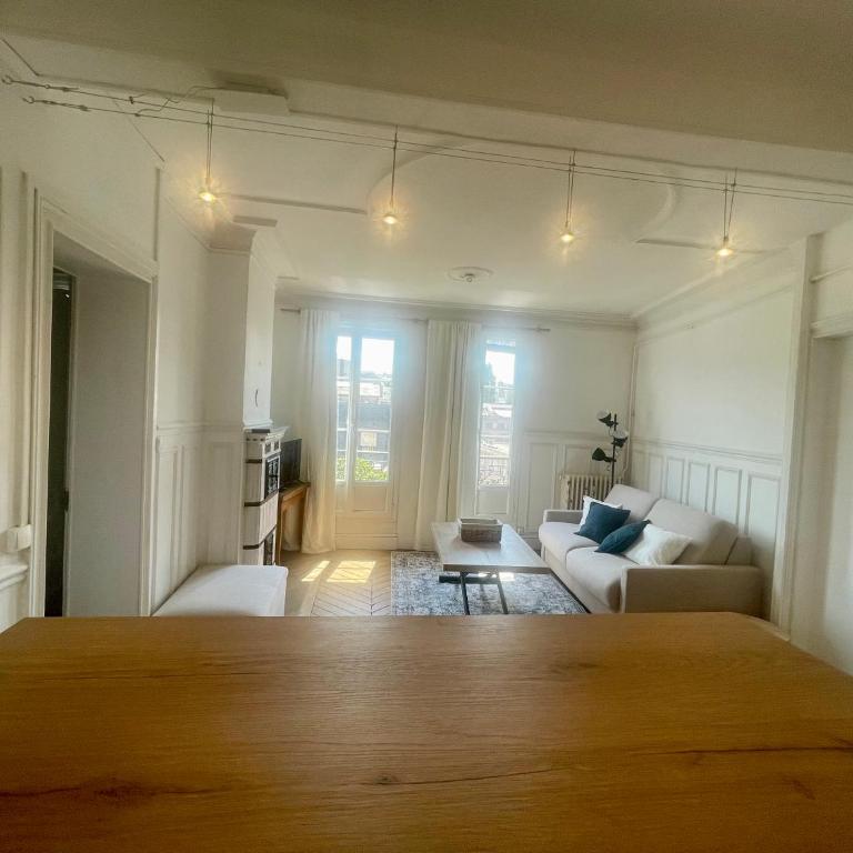 Charmant appartement au cœur de Paris - Appartement 2 Chambres - 4