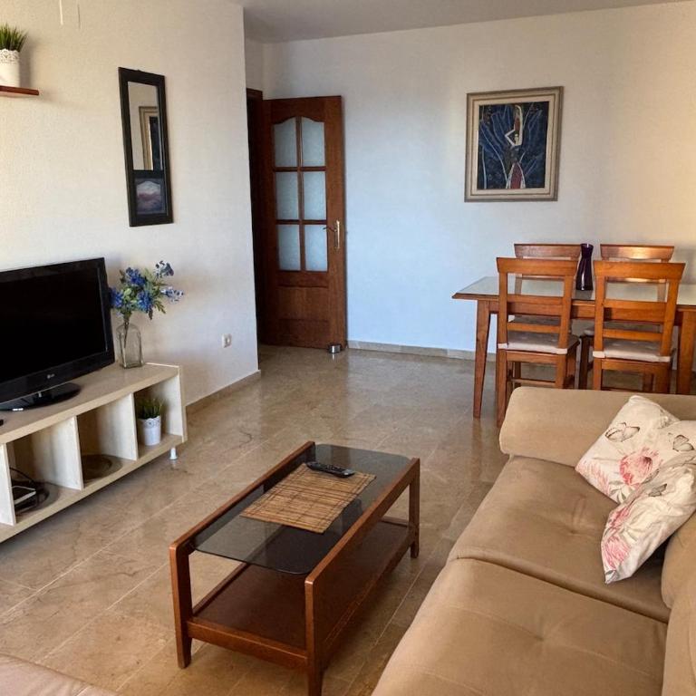 Entire apartment on the 1st Beach Line in Benalmádena - Apartment mit 3 Schlafzimmern - 9