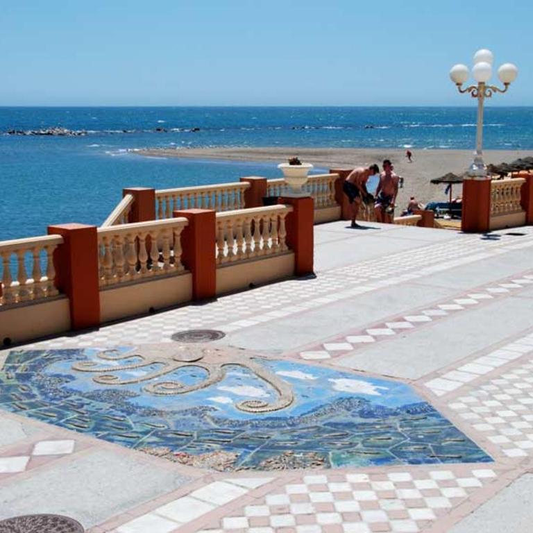 Entire apartment on the 1st Beach Line in Benalmádena - Apartment mit 3 Schlafzimmern - 36