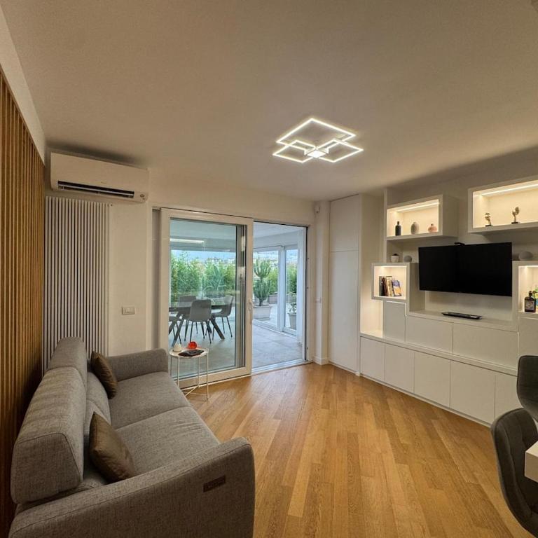 Sky Terrace Escape in Rome - Appartamento con 2 Camere da Letto - 2