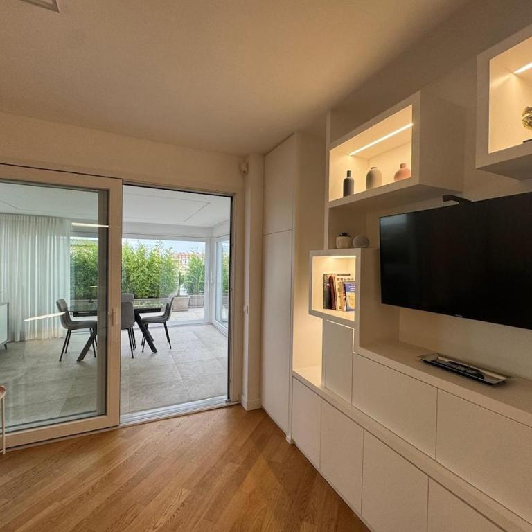 Sky Terrace Escape in Rome - Appartamento con 2 Camere da Letto - 5