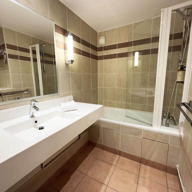 Mercure Toulouse Centre Wilson Capitole - Classic Â Double Room - 4