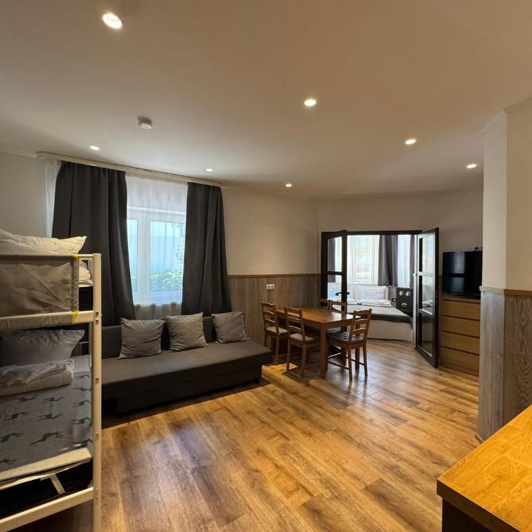 GG Self-Stay - Apartment with Terrace - 4