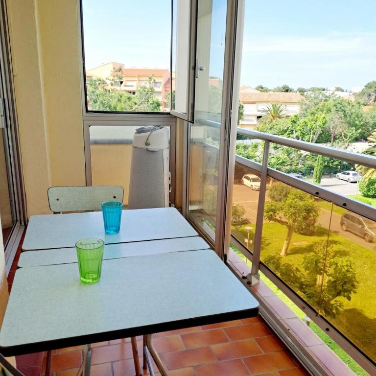 Appartement T2 déco 70's rénové à 300m de la plage - Apartment mit 1 Schlafzimmer - 10