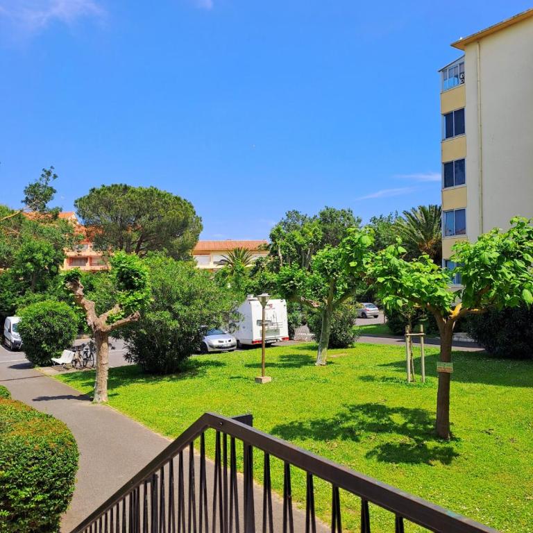 Appartement T2 déco 70's rénové à 300m de la plage - Apartment mit 1 Schlafzimmer - 14