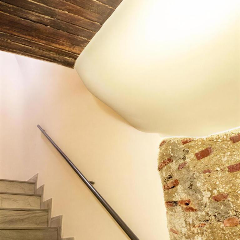 Napoli centro, dimora storica con mura greche - Appartamento Deluxe con 2 Camere da Letto - 20