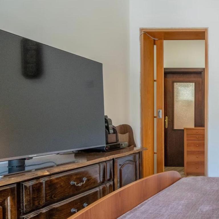 Clive M 1 - Apartman sa 1 Spavaćom Sobom - 3