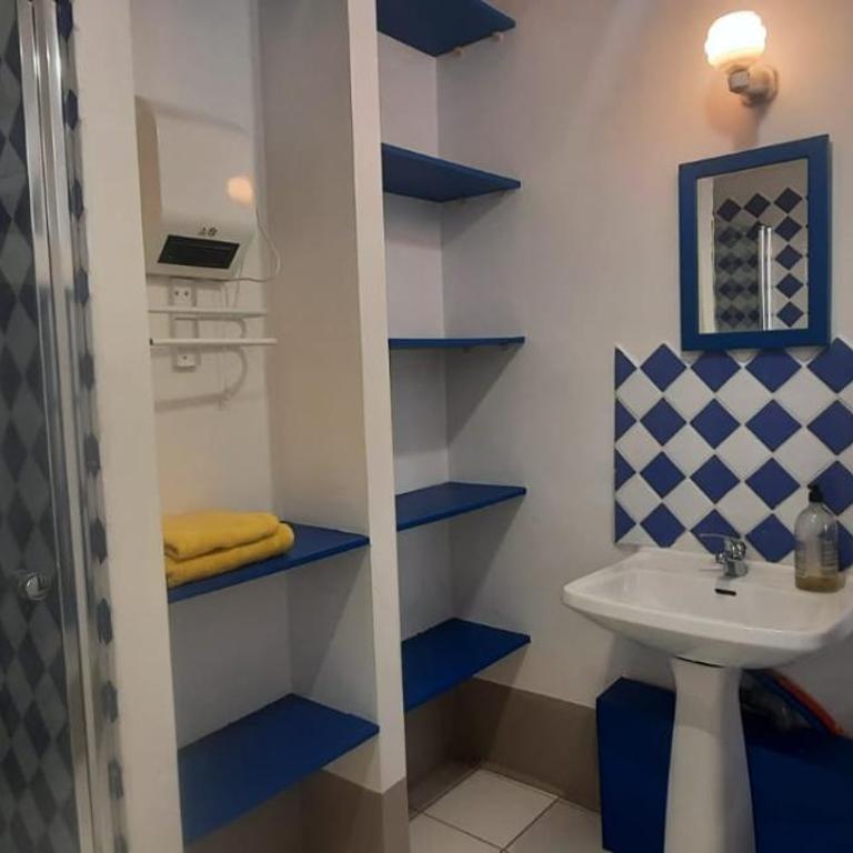 Esprit caravane 1960 - Appart insolite à Crest - Appartement 1 Chambre - 12