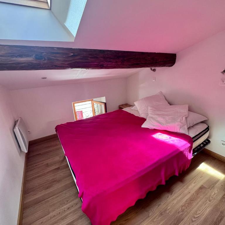 Appartpharma - Two-Bedroom Apartment - 8