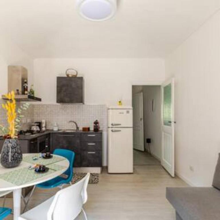 Porta Susa Apartments - Central Turin - One-Bedroom Apartment - 14