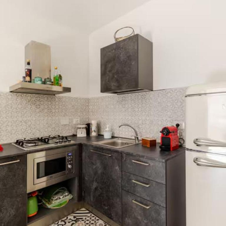 Porta Susa Apartments - Central Turin - One-Bedroom Apartment - 15