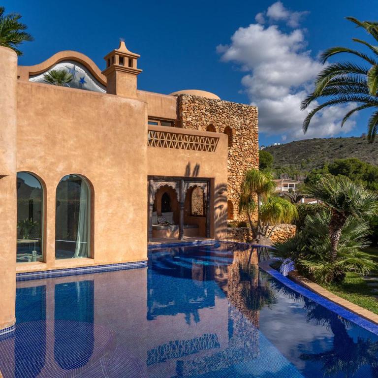 Villa Alhambra Del Portet by Abahana Luxe - Villa - 3