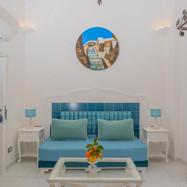 Milky Suites Positano - Camera Queen Deluxe - 7