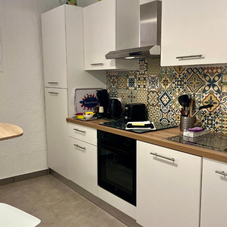 "LA PIOL" apartment in the heart of Hyères - Apartamento - 6