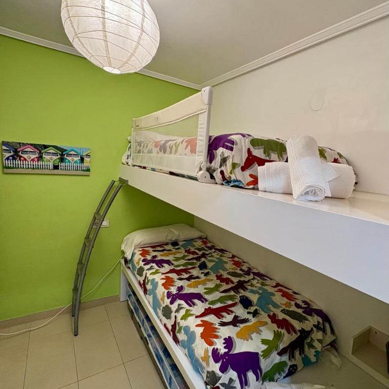 Apartamento frente al mar con WIFI y parking. - Appartement 3 Chambres - 21