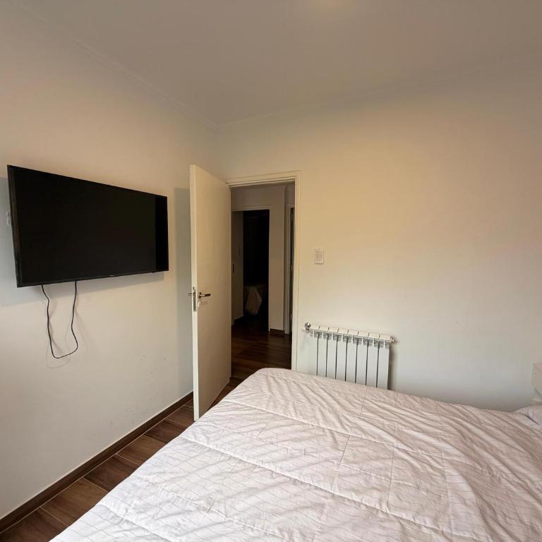 4 AMBIENTES TOTALMENTE RECICLADO - Zona Guemes - Apartamento de 3 dormitorios con balcón - 9