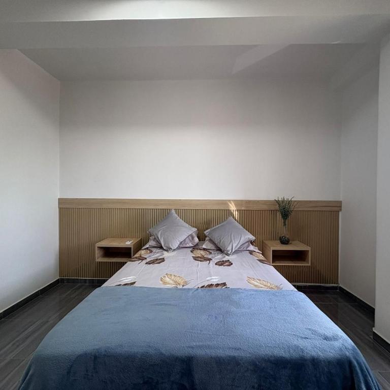 Modern apartment in Costa Azul AC Wi Fi - Two-Bedroom Apartment - 5