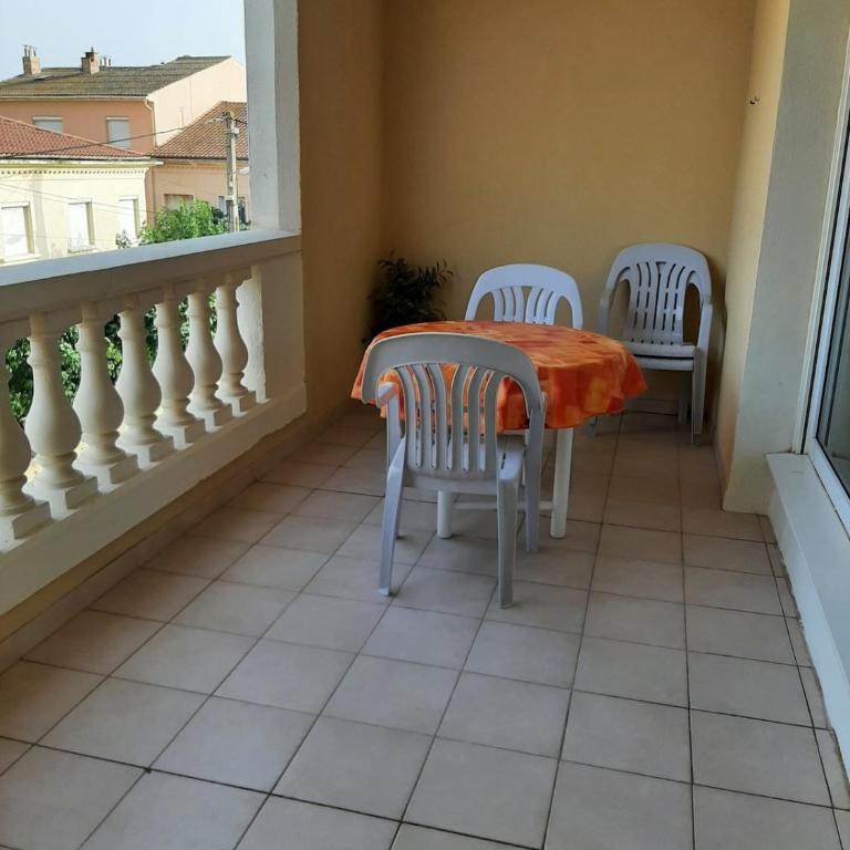 Superbe appartement bien situé - Apartment mit 1 Schlafzimmer - 8