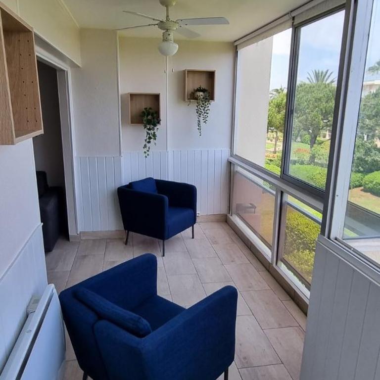 Superbe appartement en résidence avec piscine - Appartement 3 Chambres - 1