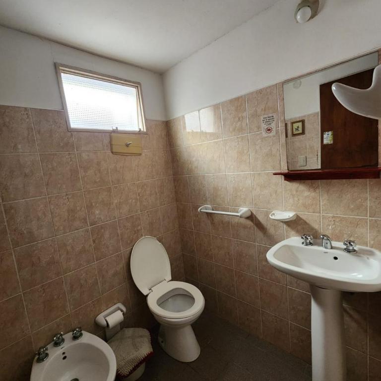 Hotel America - Habitación Individual con baño privado - 2