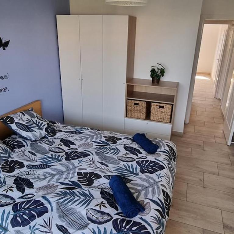 Superbe appartement en résidence avec piscine - Appartement 3 Chambres - 10