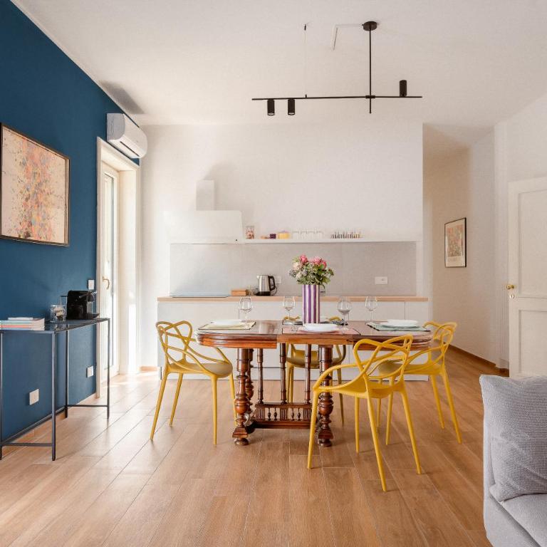 Aura Suites Lecce - Appartamento Deluxe con 2 Camere da Letto e Balcone - 6