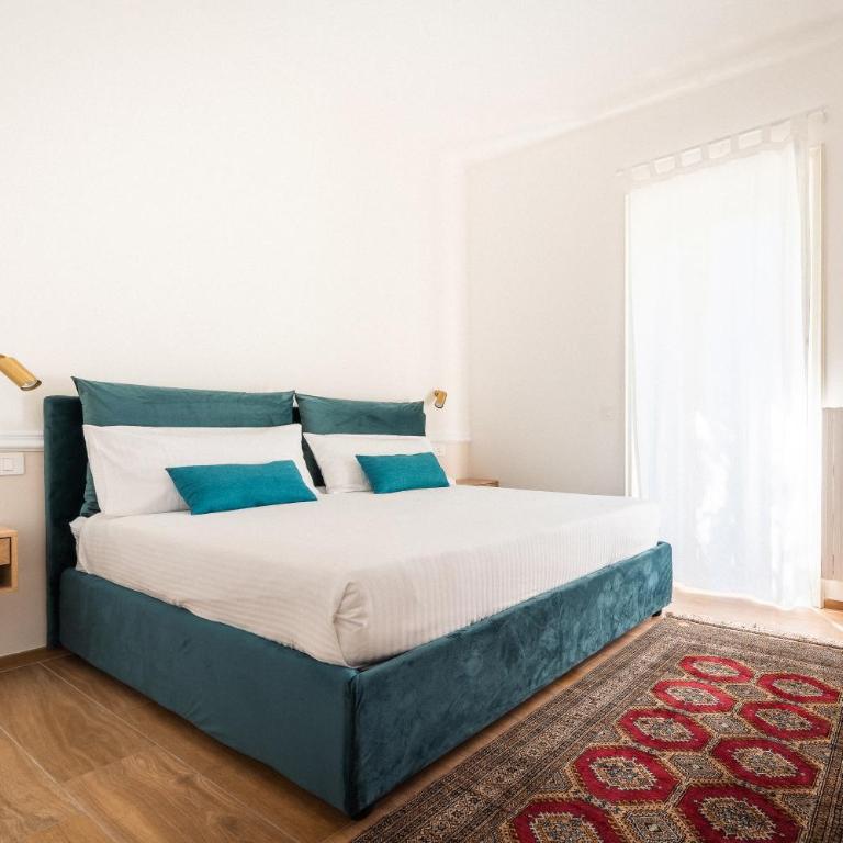 Aura Suites Lecce - Appartamento Deluxe con 2 Camere da Letto e Balcone - 11