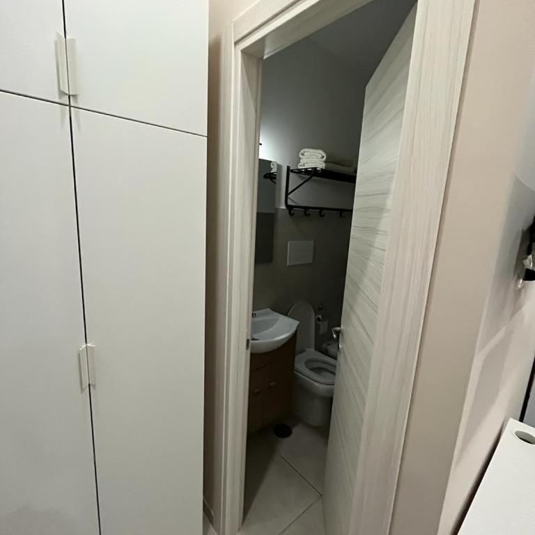 La Sapienza - Camera Matrimoniale con Bagno Privato - 7
