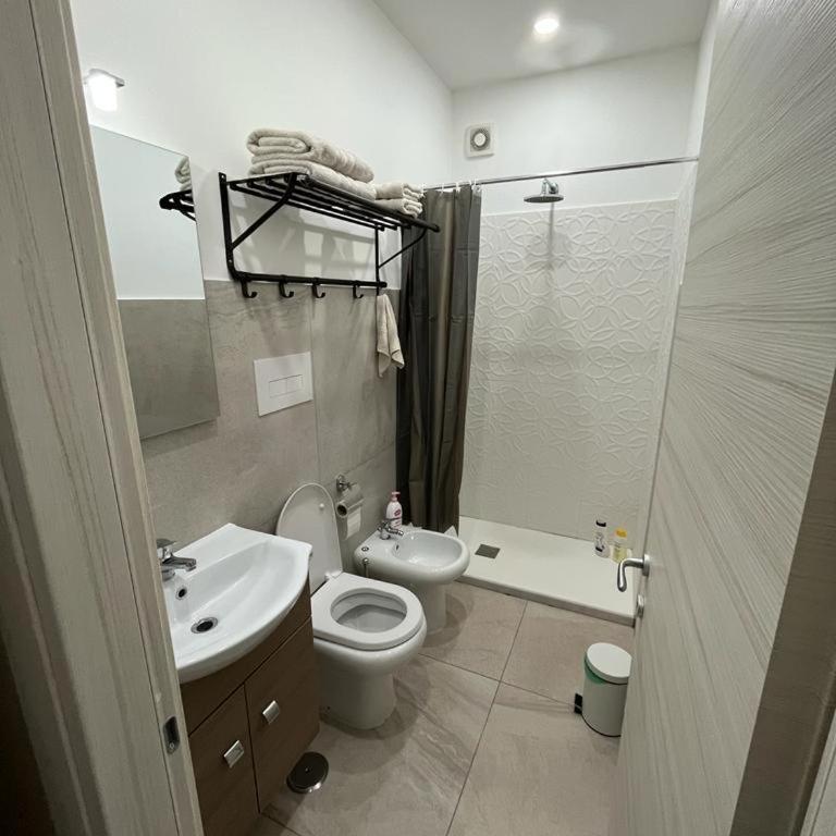 La Sapienza - Camera Matrimoniale con Bagno Privato - 6