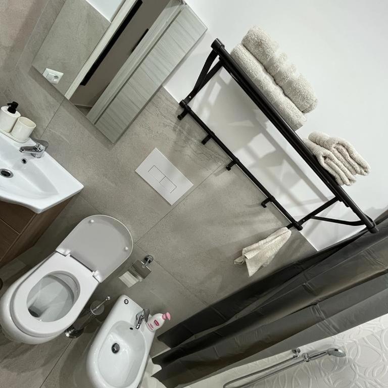 La Sapienza - Camera Matrimoniale con Bagno Privato - 4