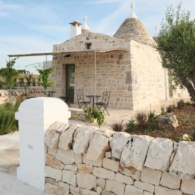 Agriturismo TENUTA MAGALEPPO di Basile Miriana - Camera Quadrupla con Doccia - 1