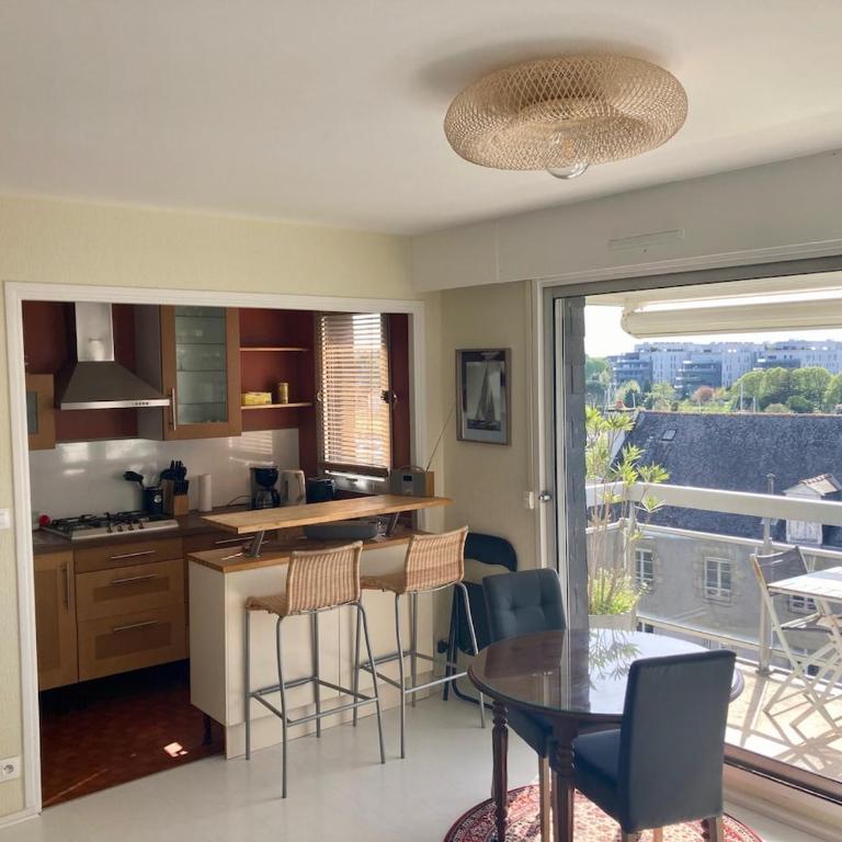 Au dessus du Port de Vannes - Apartment mit 1 Schlafzimmer, Balkon und Stadtblick - 4