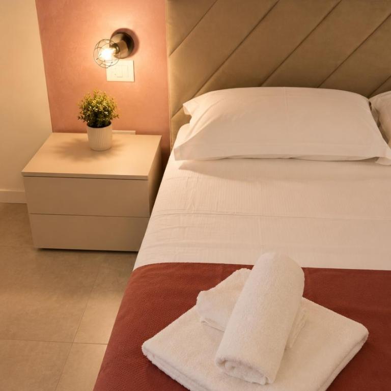 A Mano A Mano - Rooms - Doppelzimmer mit eigenem Bad - 4