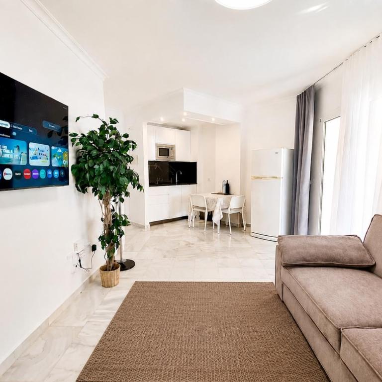 MI CAPRICHO Seafront Apartment - One-Bedroom Apartment with Sea View and Terrace - 7