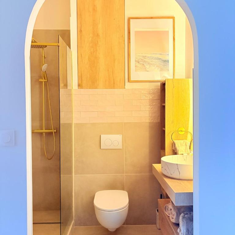 Cocon lumineux au cœur de Narbonne - One-Bedroom Apartment - 9