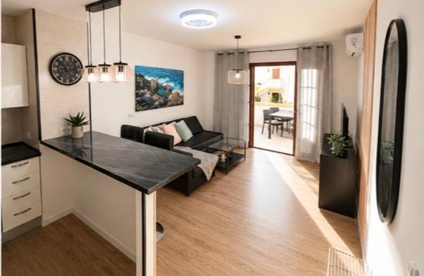 Holiday apartment with pools Costa Adeje - Apartamento de 1 dormitorio - 9