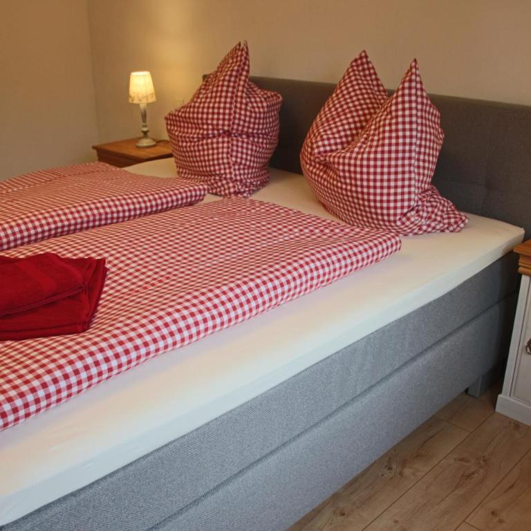 Villa Hilde - Deluxe-Apartment mit 2 Schlafzimmern und Gartenblick - 8