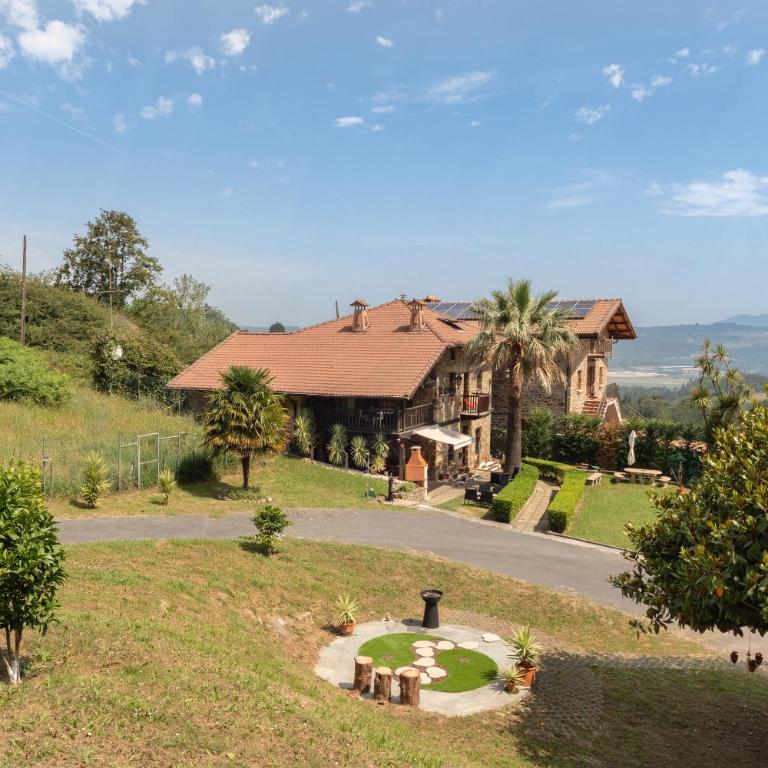 Caserio Urikosolo - Five-Bedroom House - 7