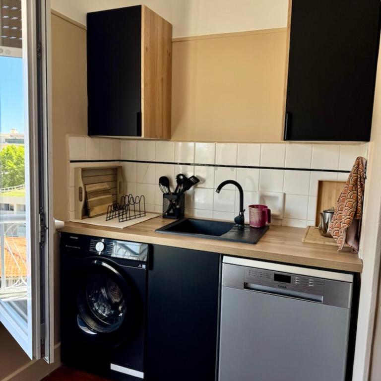 Appartement moderne au centre de Juan les Pins - Apartment mit 1 Schlafzimmer - 3