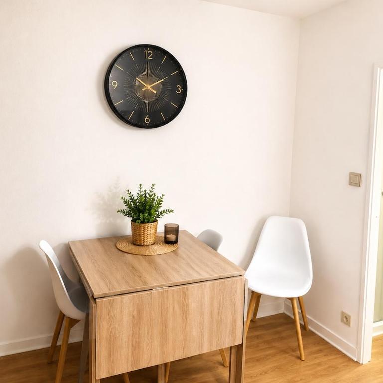 studio cosy avec terrasse à 80m de la plage - Apartment mit 1 Schlafzimmer - 3